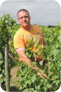 Notre histoire Ludovic gaultier-Vignoble de la Mulonnière-Vins Coteaux du Layon-Crémant de Loire-jus de raisin sans alcool-millésime-vin-carbernetd'Anjou-Sauvignon- vin AOC et IGP-Produits viticoles-Artisan vigneron-Maine-et-Loire-1