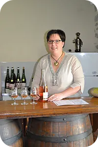 Notre histoire Sandra gaultier-Vignoble de la Mulonnière-Vins Coteaux du Layon-Crémant de Loire-jus de raisin sans alcool-millésime-vin-carbernetd'Anjou-Sauvignon- vin AOC et IGP-Produits viticoles-Artisan vigneron-Maine-et-Loire-1